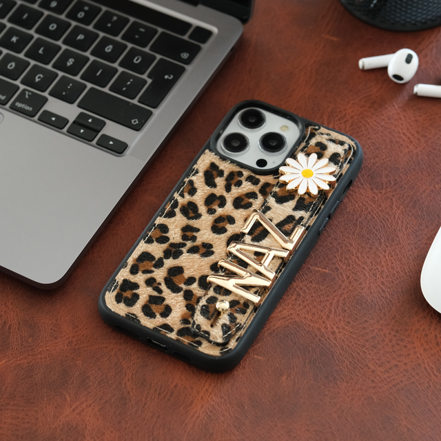 Harfli Leopar Deri iPhone Kılıf