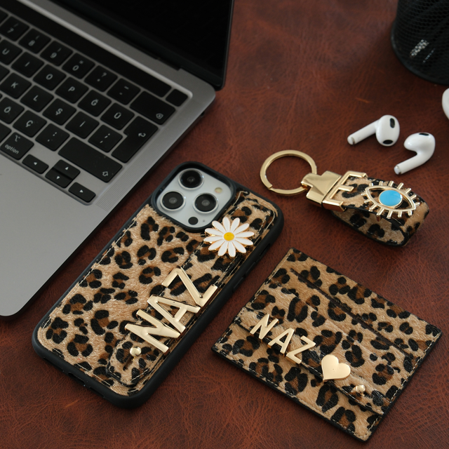 Harfli Leopar Deri iPhone Kılıf