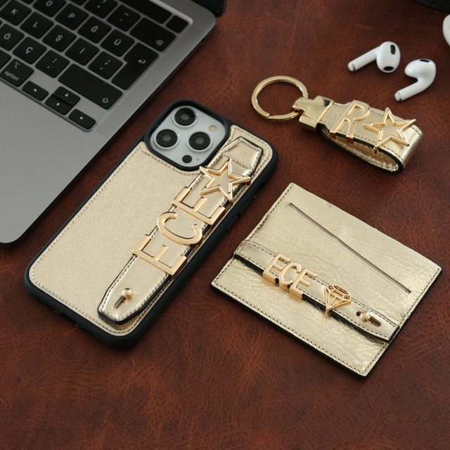 Harfli Gold Deri iPhone Kılıf
