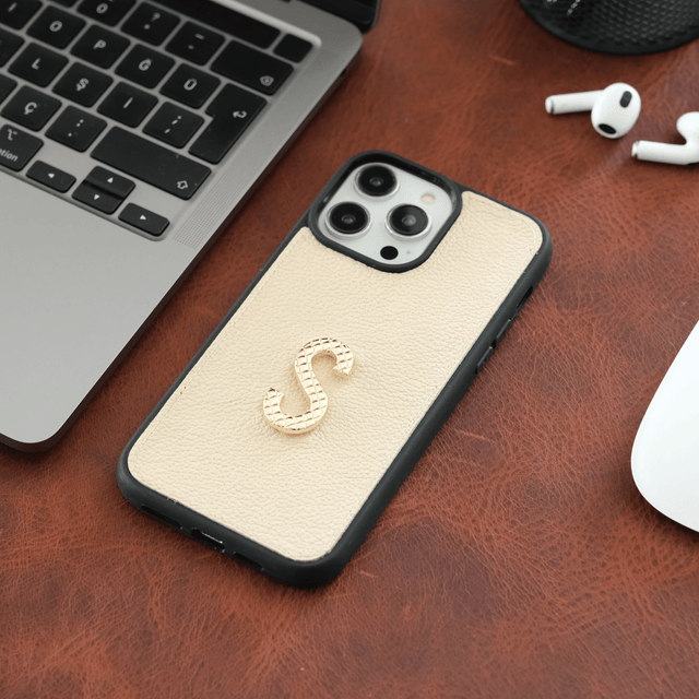 Kişiselleştirilebilir Vizon Deri iPhone Kılıf