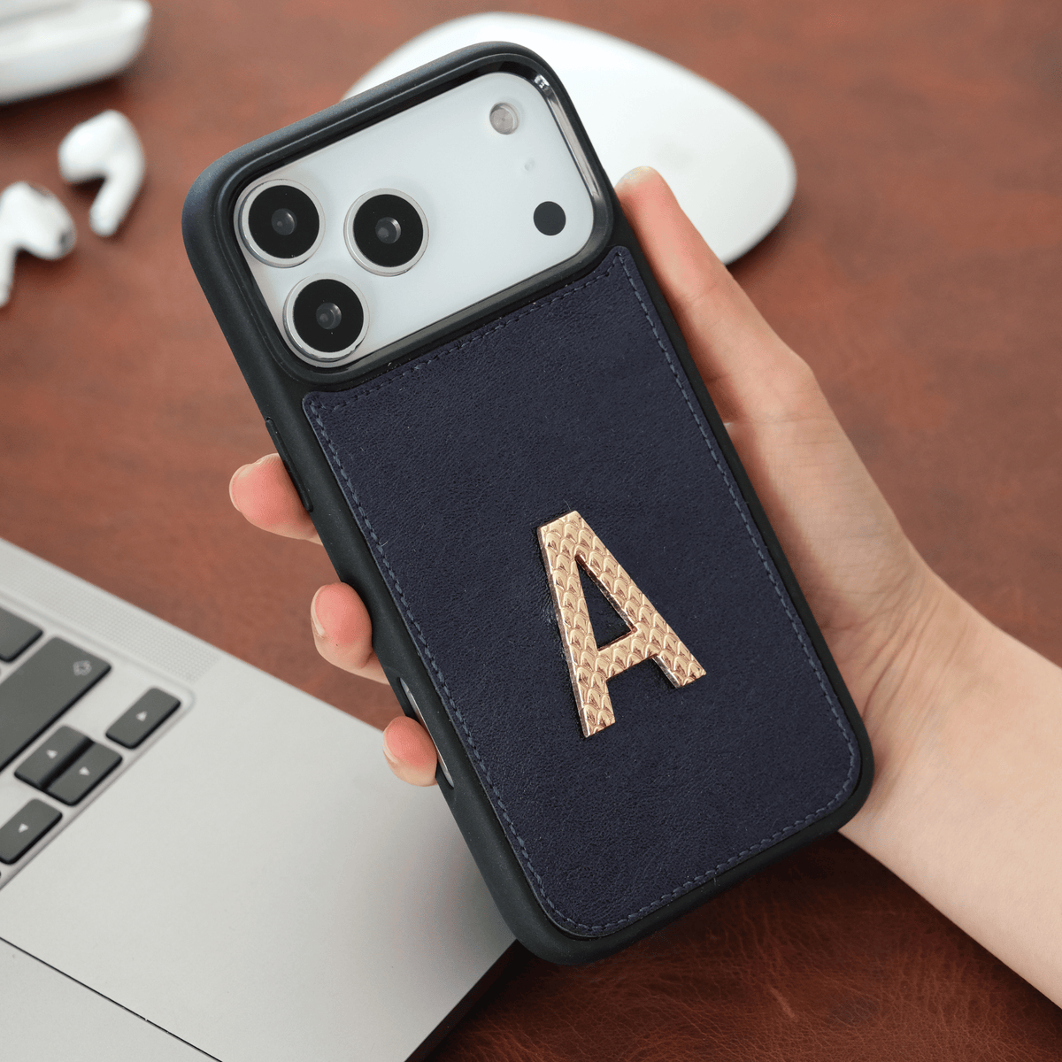 Kişiselleştirilir Lacivert Deri iPhone Kılıf