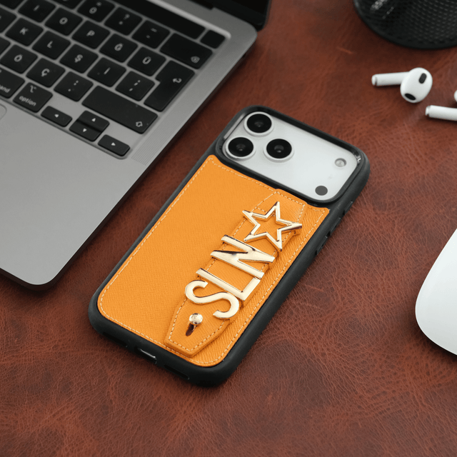 Harfli Turuncu Deri iPhone Kılıf