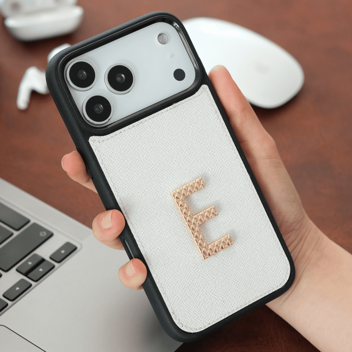 Kişiselleştirilir Beyaz Deri iPhone Kılıf