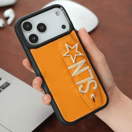 Harfli Turuncu Deri iPhone Kılıf